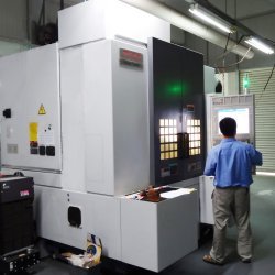 MORI SEIKI NVD4000 DCG-Vertical machining center